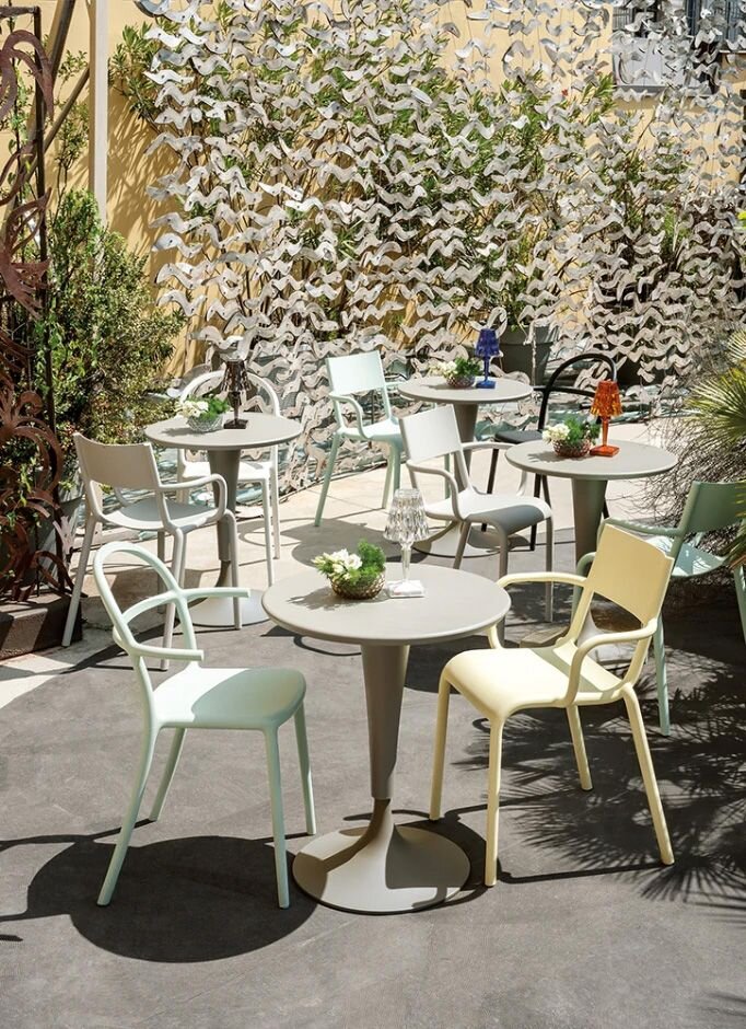 Generic C Armchair by Kartell Furniture Chairs Generic C Armchair by Kartell Furniture Chairs